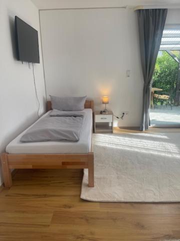 Ferienwohnung Dinh ウールディンゲン・ミュールホーフェン エクステリア 写真